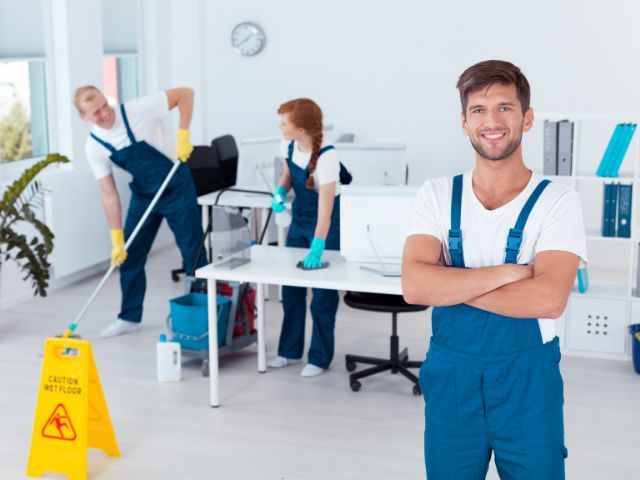 Smart Home Cleaning Gadgets: Save Time & Effort | Crystal Wave Cleaners